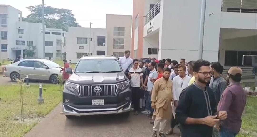 রাজনৈতিক জটিলতায় বন্ধ ৫০ শয্যার হাসপাতাল