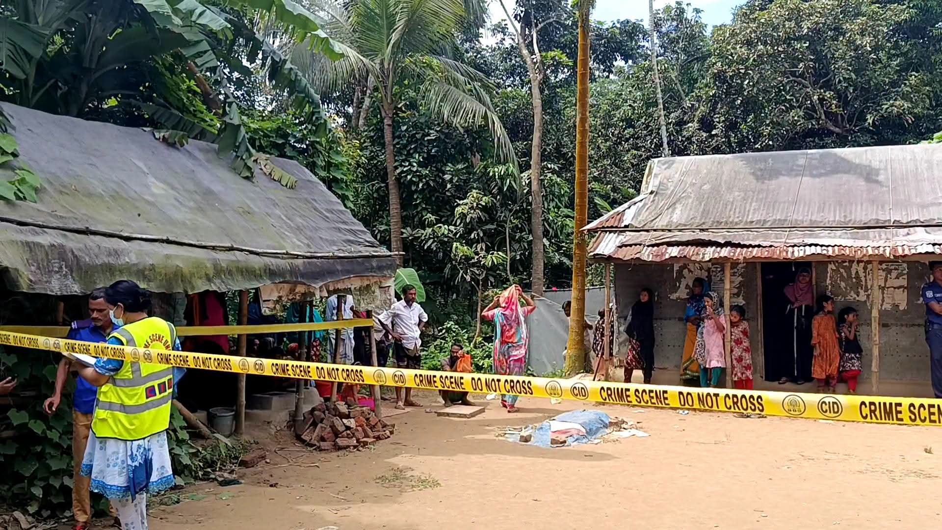 নেত্রকোণায় নিজ ঘর থেকে যুবকের গলাকাটা লাশ উদ্ধার