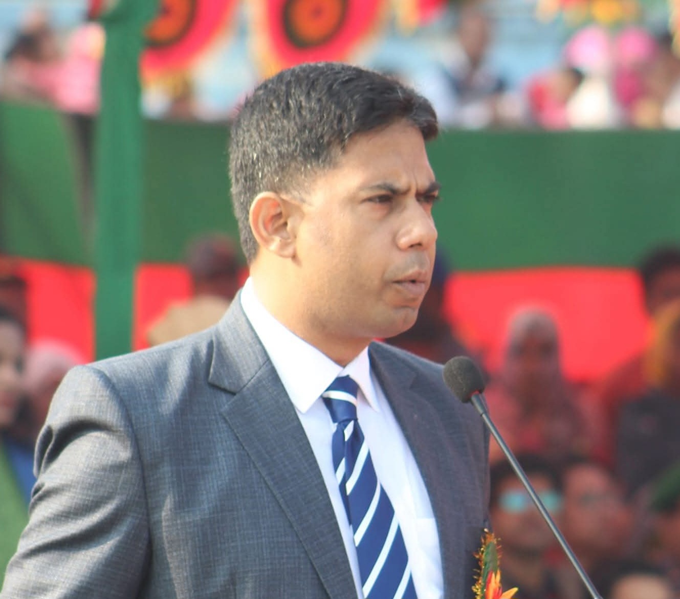 ২৫ বছরের চাকরি পূর্ণ: অবসরে পটুয়াখালীর সাবেক ডিসি