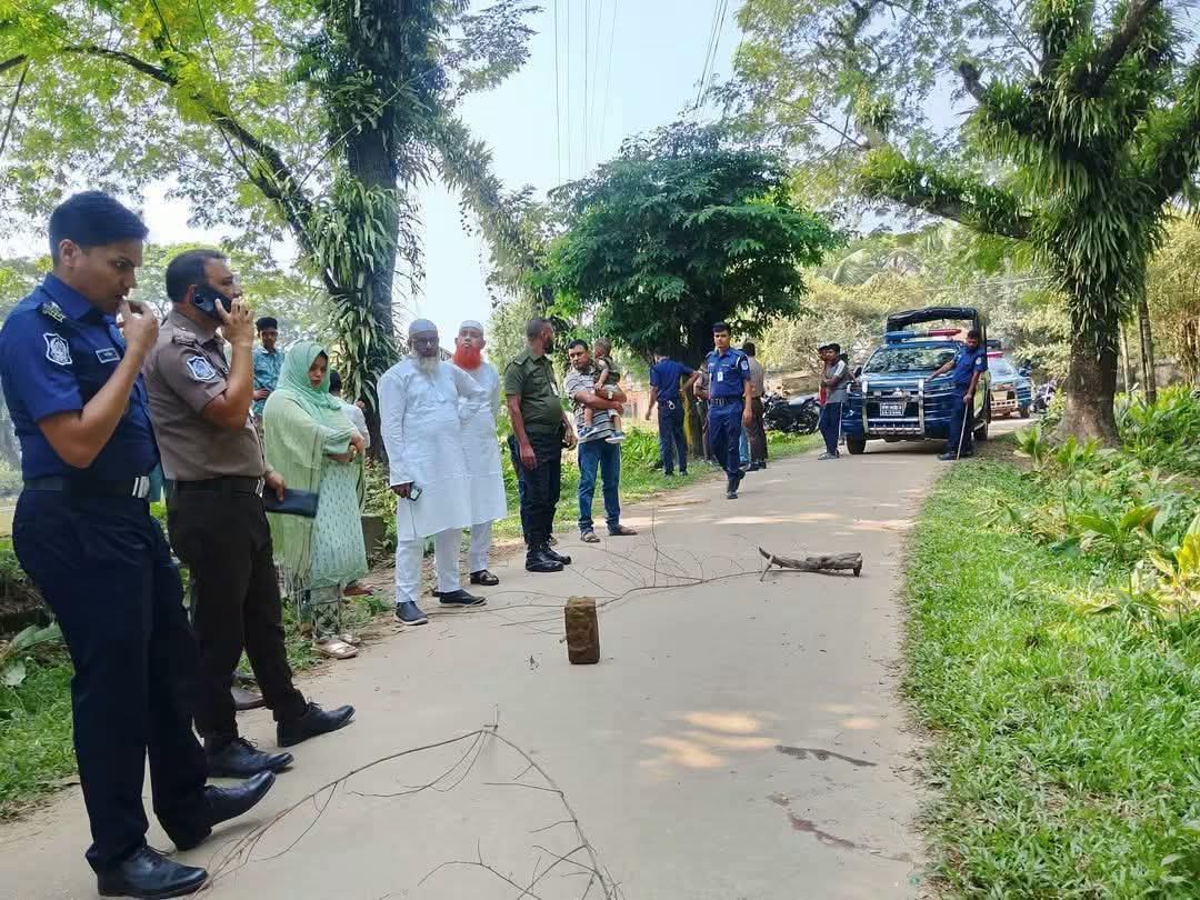 নেত্রকোণায় যুবকের উপর মুখোশধারীদের গুলি, এলাকায় চাঞ্চল্য